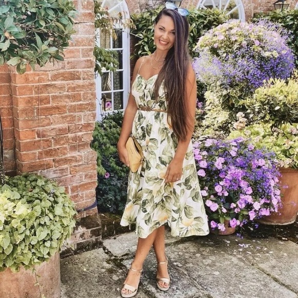 SOLD! H&M Linen-blend Lemon-print Midi Dress - Picture 5 of 16